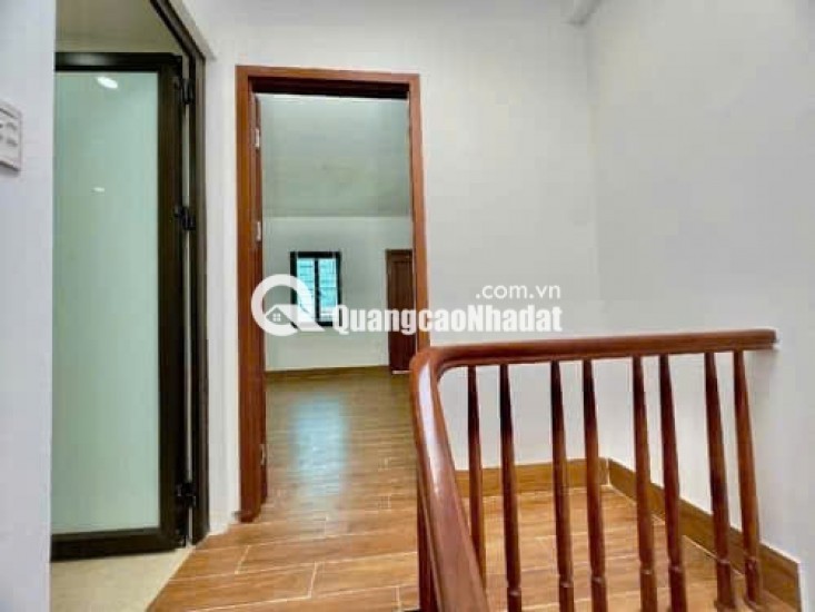 Nhà Mới kính koong Lĩnh Nam- Ở luôn- Yên tĩnh- 5 tầng,34m2 -6,9tỷ